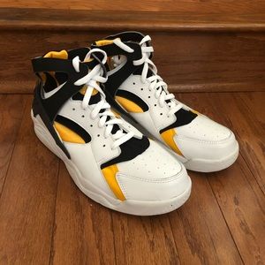 nike air flight huarache yellow